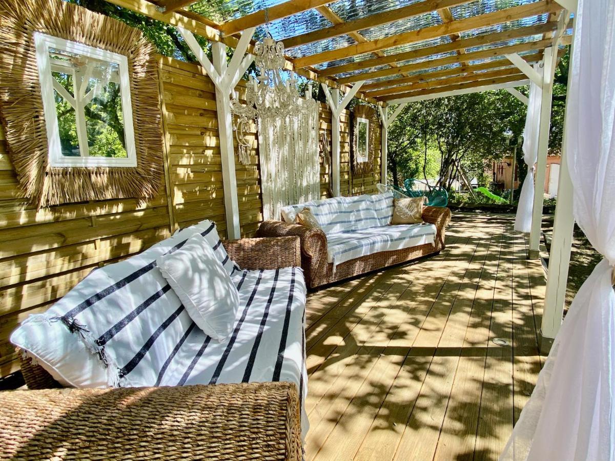 La Vie Est Belle En Provence Bed and Breakfast Tourves Εξωτερικό φωτογραφία